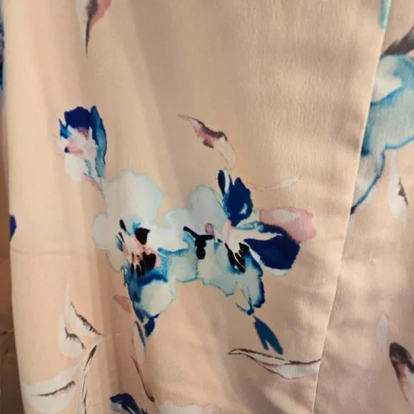 Lane Bryant Size 28 Pink Floral Shirt - Picture 6 of 7